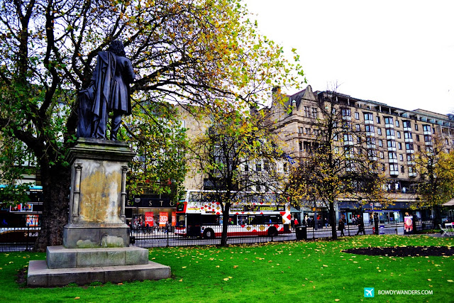 Scotland on Foot: Walking in and Around Edinburgh Scotland on Foot: Walking in and Around Edinburgh