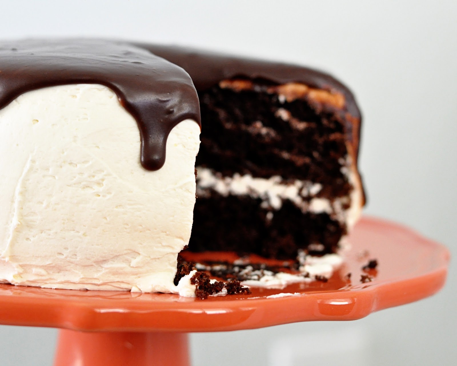 Cake 10 Chocolate Cake w/ Vanilla Frosting Real life