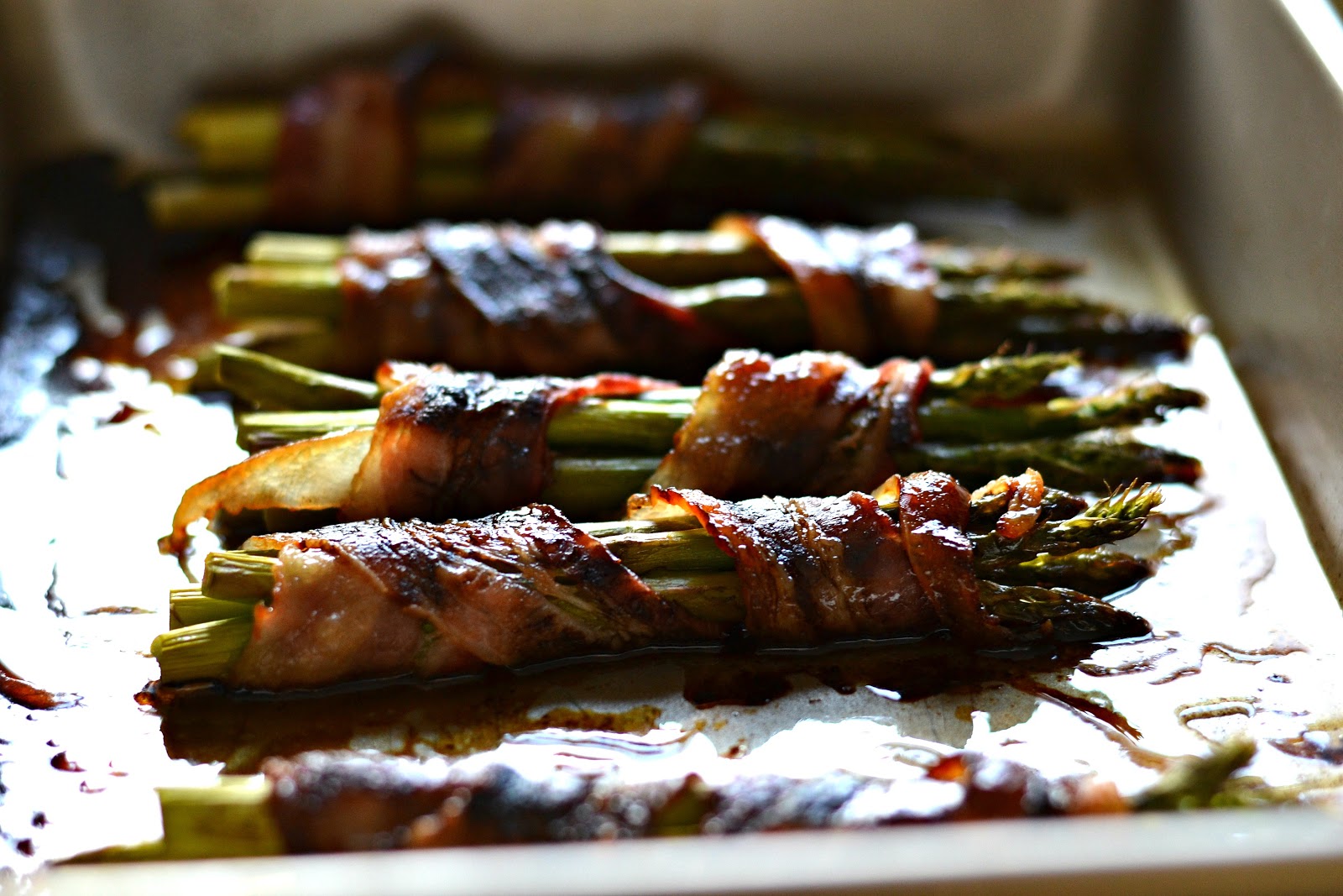 Bakeaholic Mama Bacon Wrapped Asparagus with Balsamic Glaze