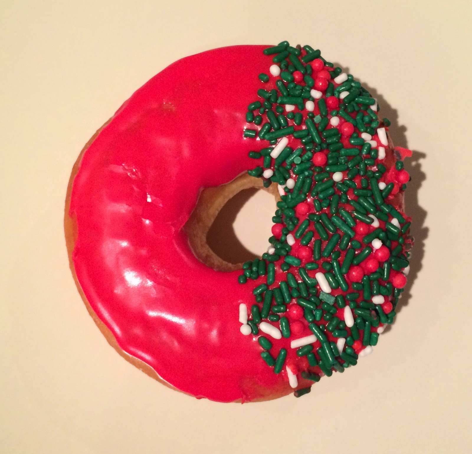 Sprinkle The Joy Donut From Dunkin' Donuts / ダンキンドーナツのスプリンクル ザ ジョイ ドーナツ