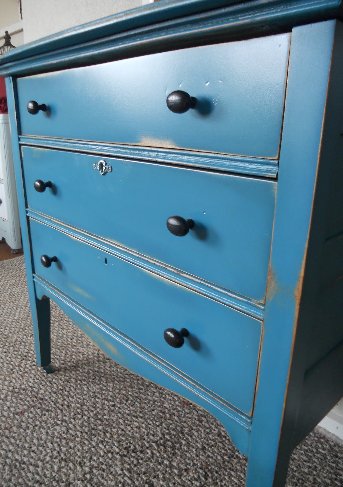 {createinspire} Blue Antique Dresser