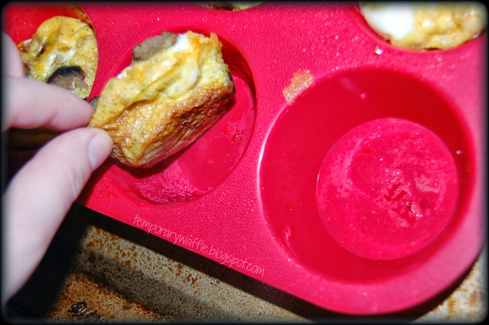 Temporary Waffle OvenArt Bakeware's Silicone Muffin Pan Review