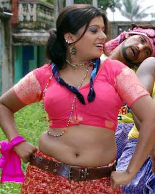 Desi Tamil Aunties Hot Photos Collection | Mallu Surf