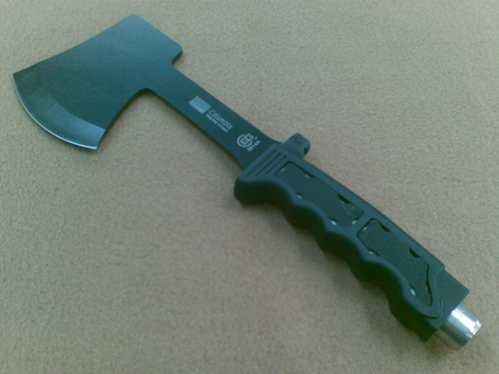 CASA ROSSI HACHAS Y MACHETES