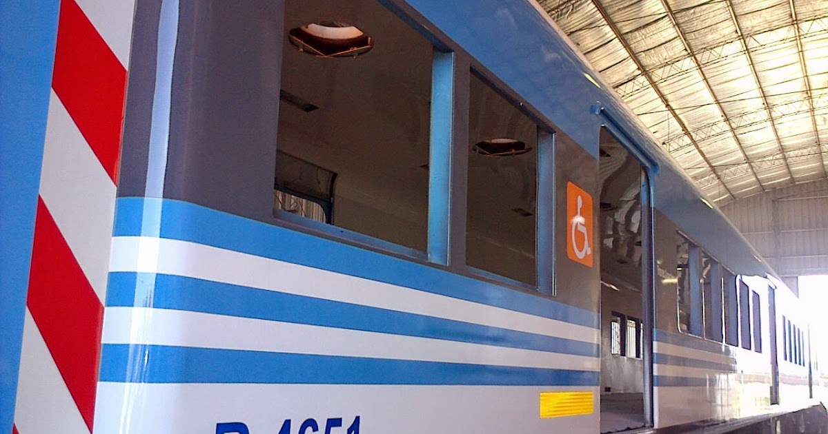 CRÓNICA FERROVIARIA: Primera tripla de coches eléctricos de la Línea