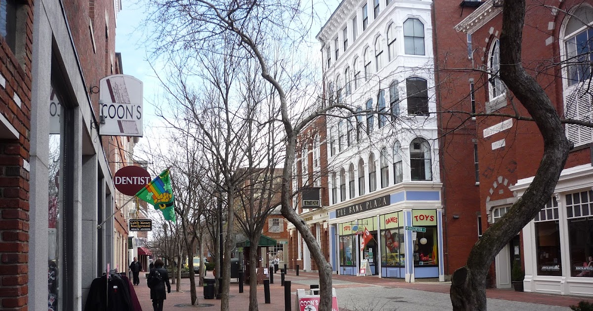The Essex St. Pedestrian Mall in Salem, Mass., Offers Vibrant Shopping