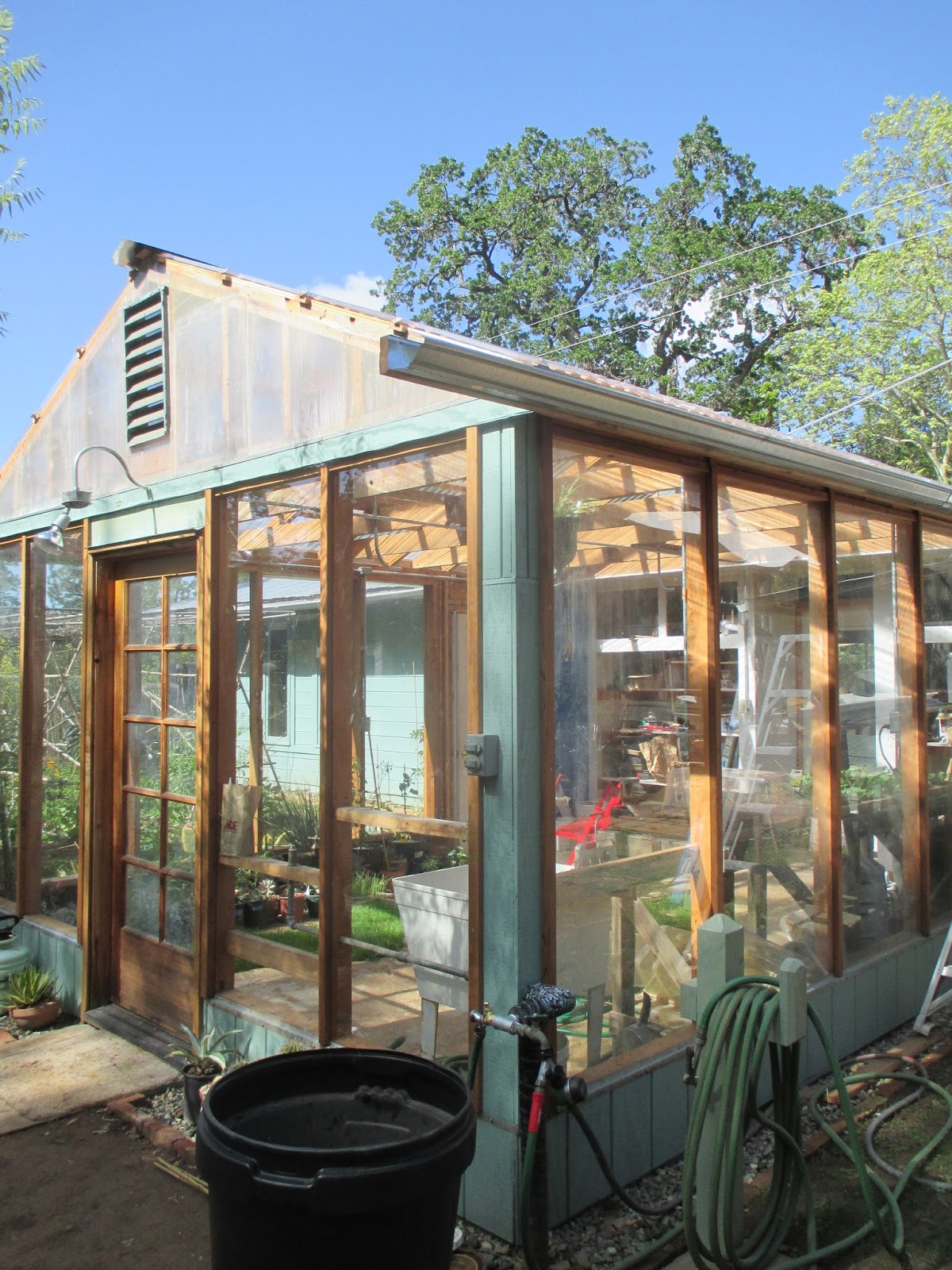 triangle greenhouse (ridge vent and gutters)