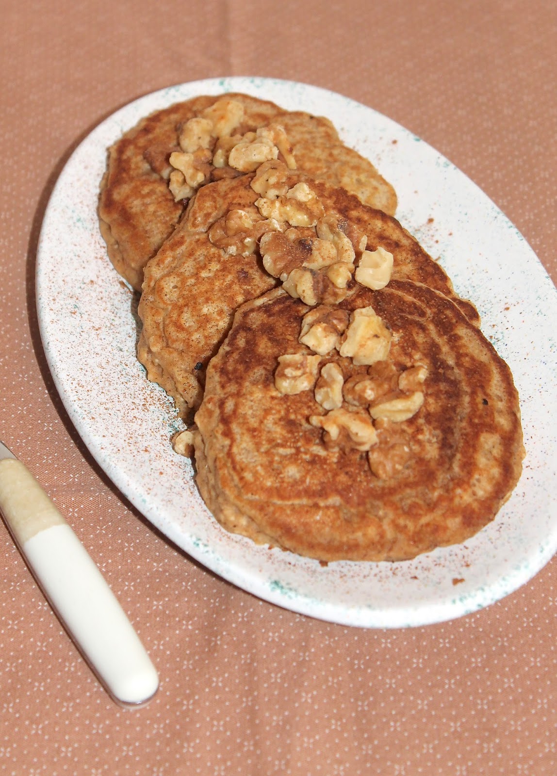 Savory Moments Pumpkin oatmeal pancakes {for two}