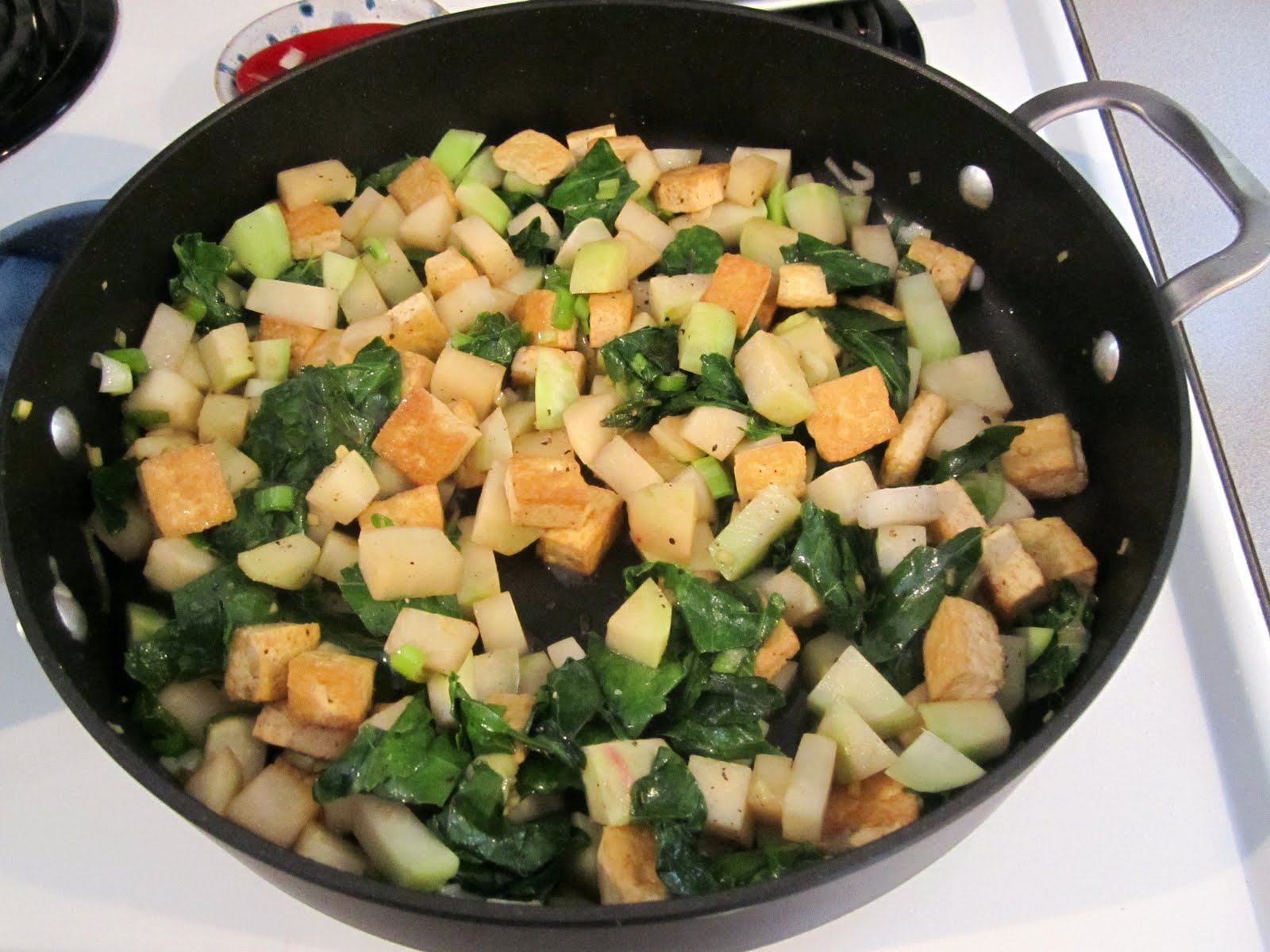 a little fancy kohlrabi stirfry