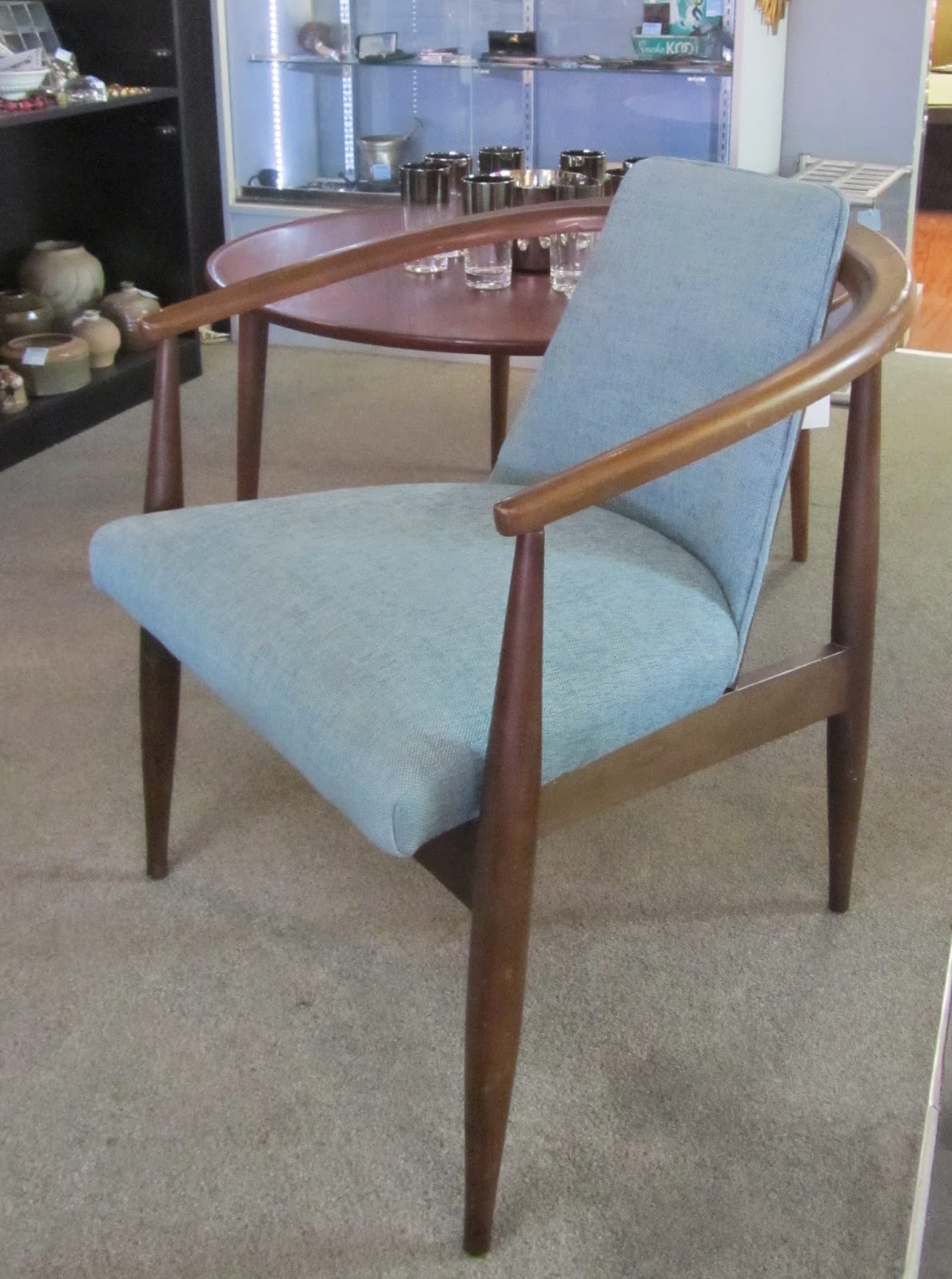 Remnant New Arrivals Coffee Table & Chair