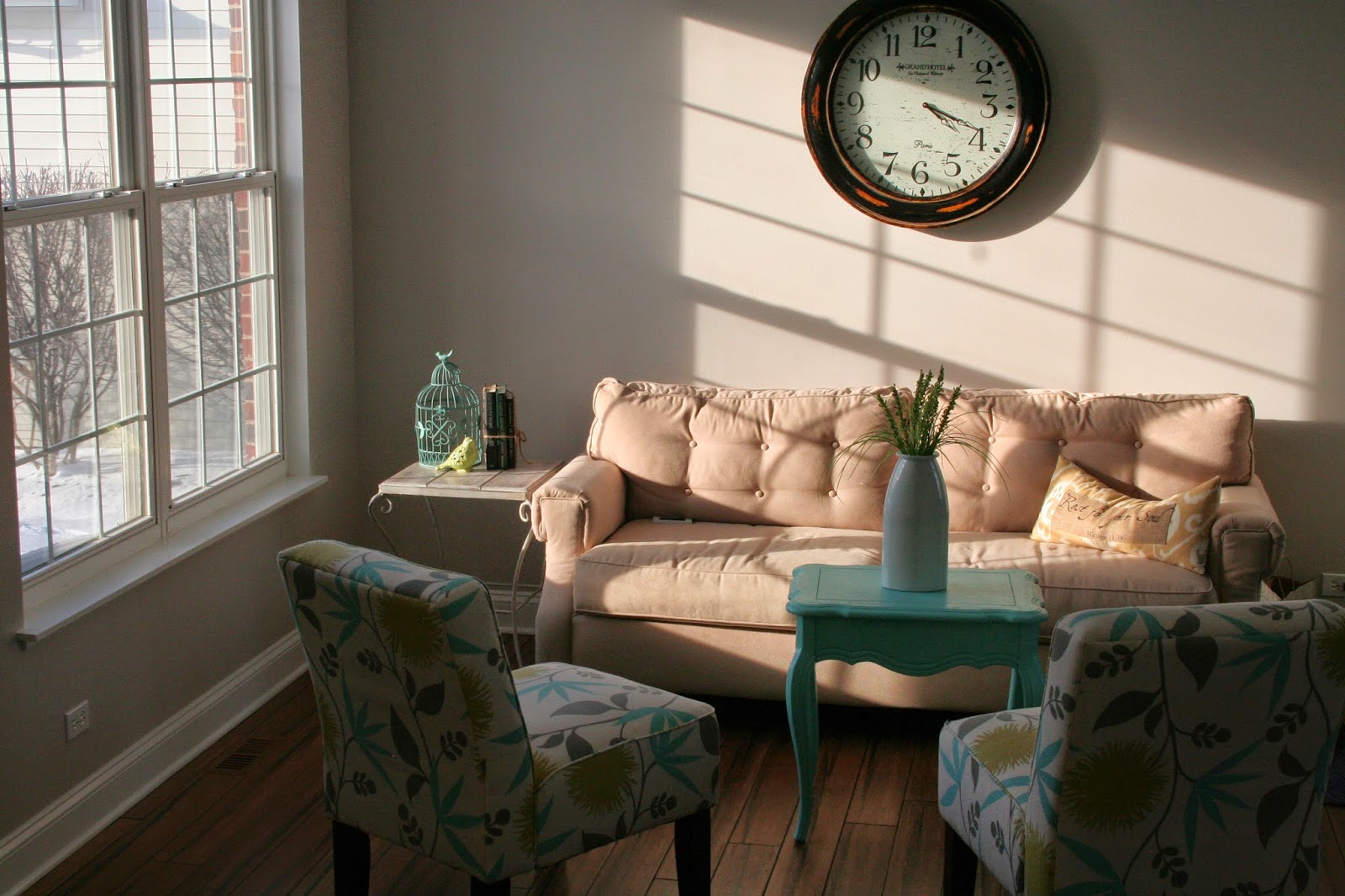 Pretty Distressed Paint Color Selection for Dummies