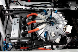 All Car Reviews 02: 2011 Porsche 911 GT3 RS 4.0 Racing performance today?