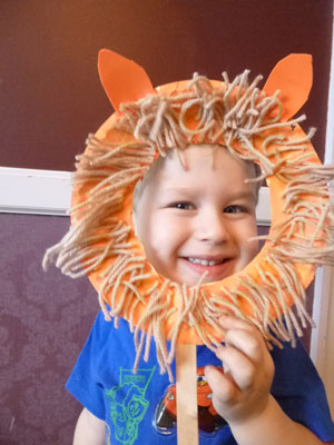 Save Green Being Green: Paper Plate Lion Crafts - 3 Versions