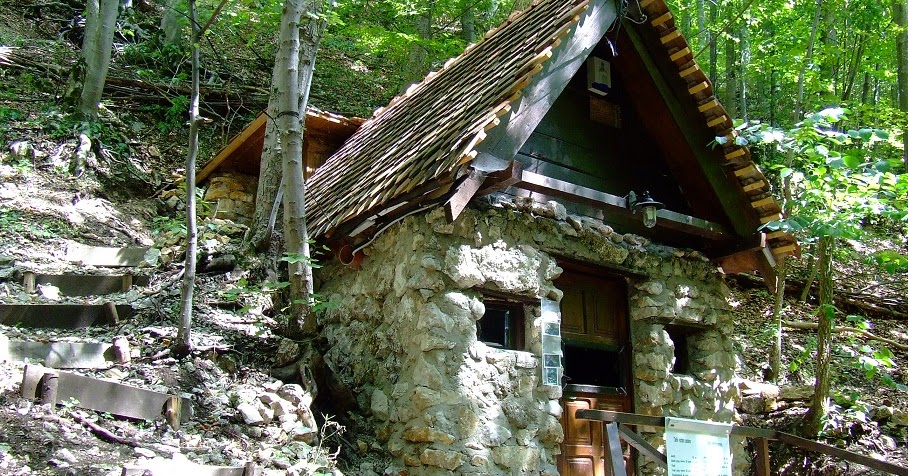 Din Brasov Program Si Tarif Pestera Valea Cetatii Rasnov