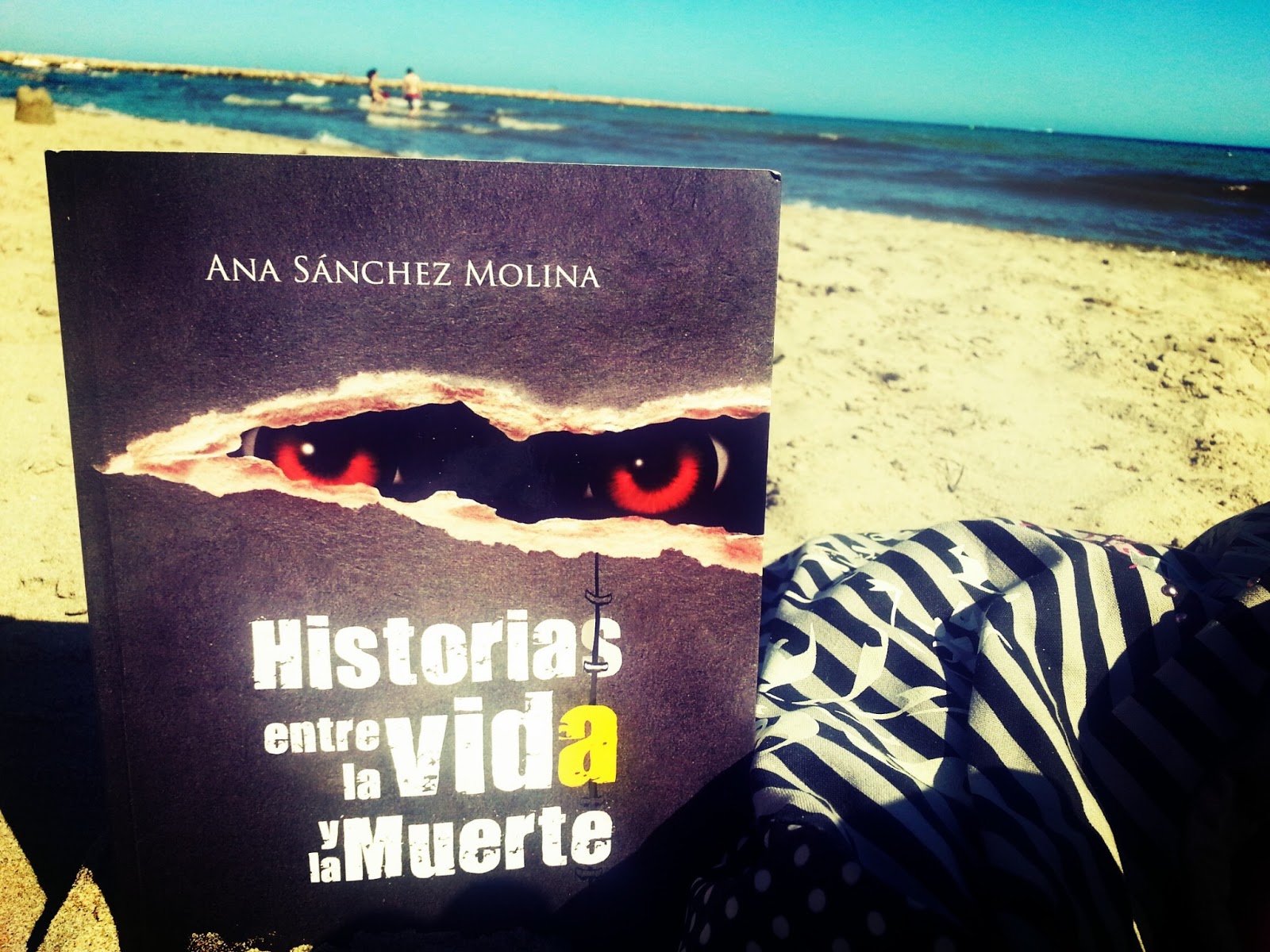 Las Eternas Palabras Historias entre la vida y la muerte Las Eternas Palabras Historias entre la vida y la muerte