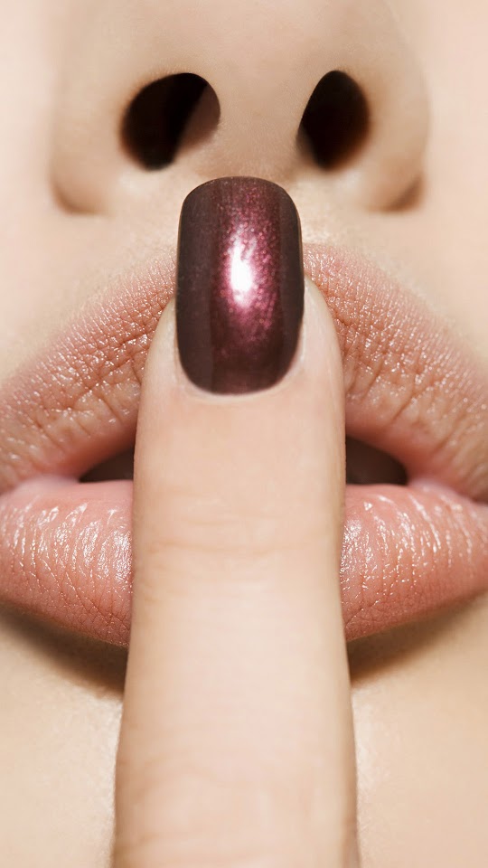 Finger Purple Nailpolish Girl Lips Android Wallpaper