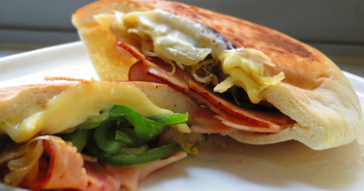 mittu cooking love: Yummy Breakfast Pita Sandwich | Turkey Ham and Egg