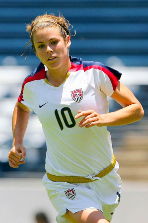 Beautiful Female Football Players: Kelley OHara, American soccer player