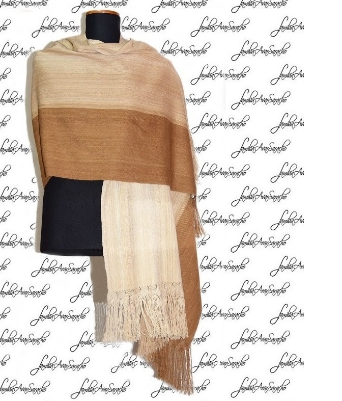 Chal de Vicuña N° 624 Hilado Fino "Familia Avar Saracho" $ 77000.- EN STOCK