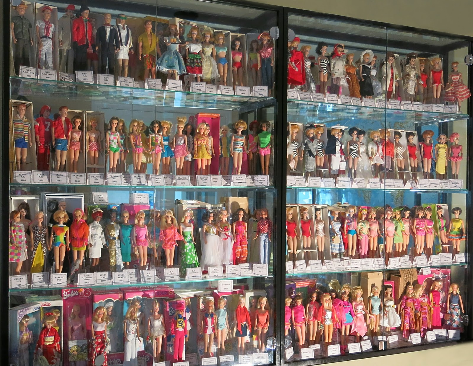 My Vintage Barbies Blog My Barbie Display