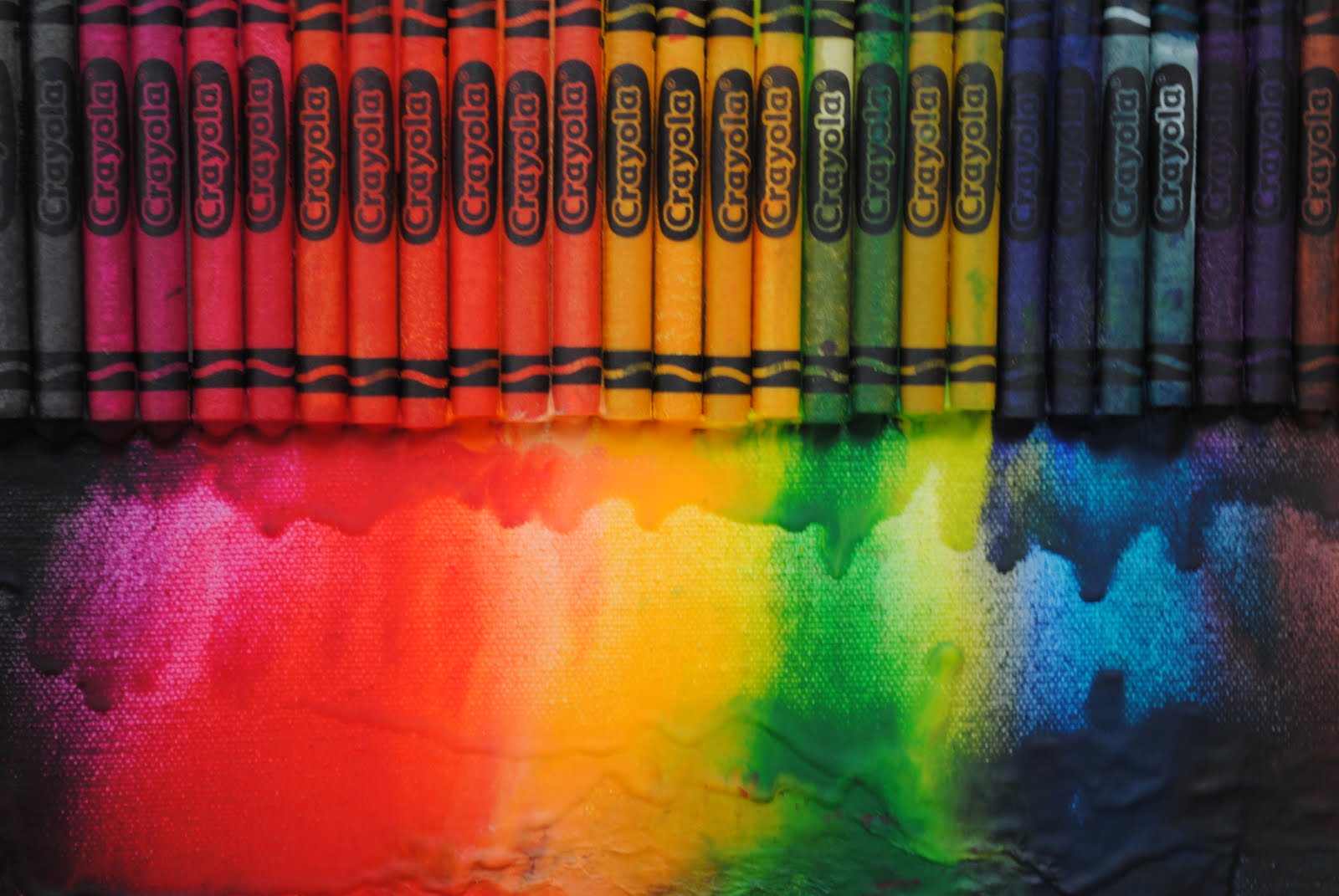 Life of a Modern Mom Wax Crayon Craft!