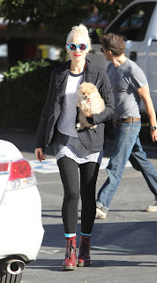 Gwen Stefani  out with her adorable puppy