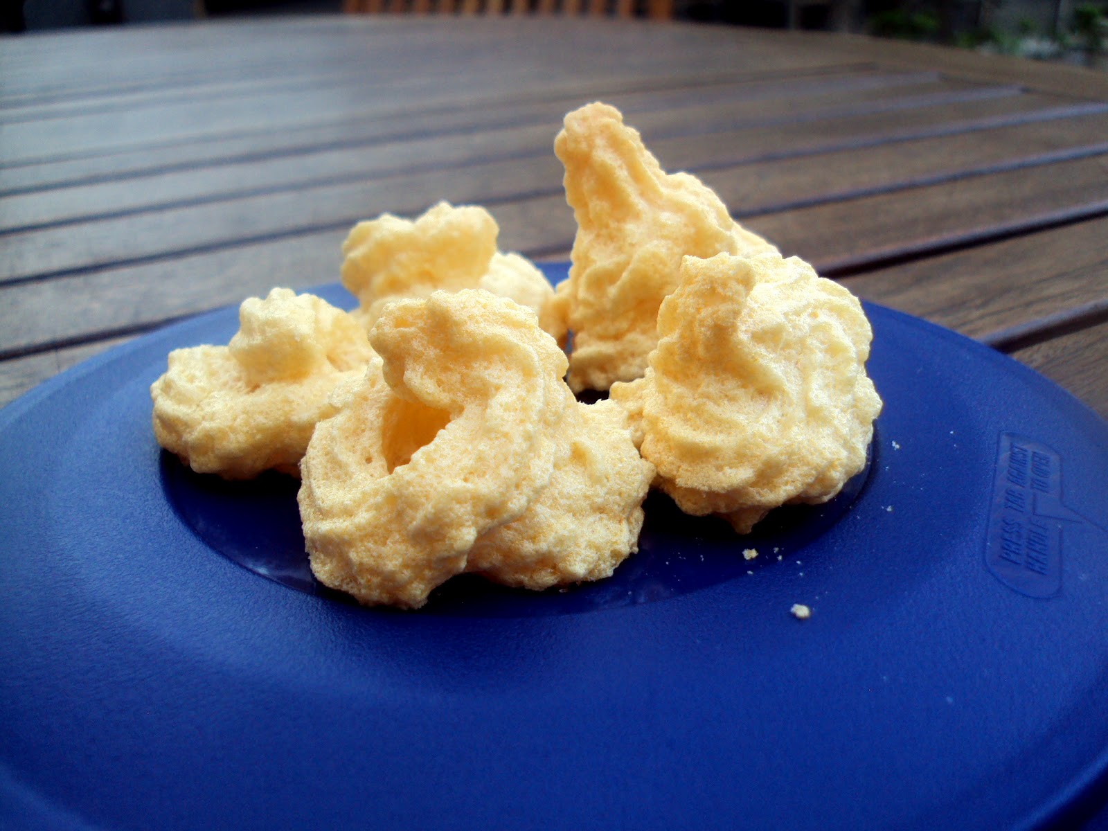 The Gab Housewife Chronicles Splenda Meringues 2