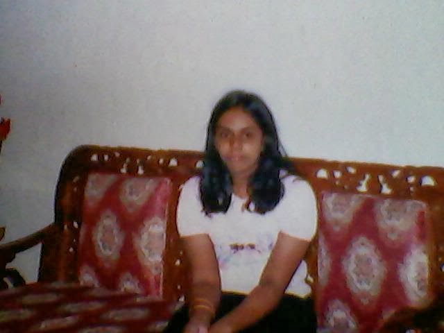 sri lankan school girls