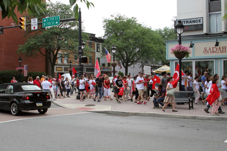 Gulen Charter Schools in the USA Fetullah Gulen Protestosu 1.eylem