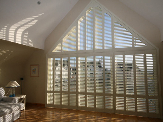 893 TRIANGULAR WINDOW BLINDS AVAILABLE FROM MARKILUX AUSTRALIA