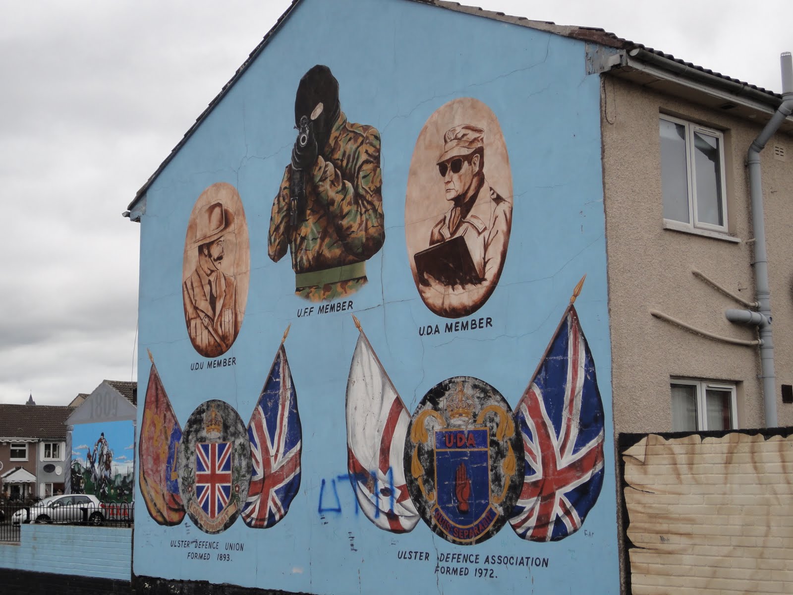 TravelinOma Murals of Belfast, Northern Ireland