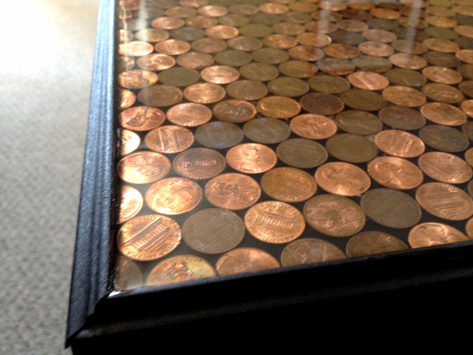 Heart Maine Home: How to make a penny-top table {DIY}