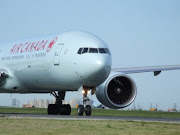 A close encounter with the 777300 from Air Canada was in order, . (cyyz )