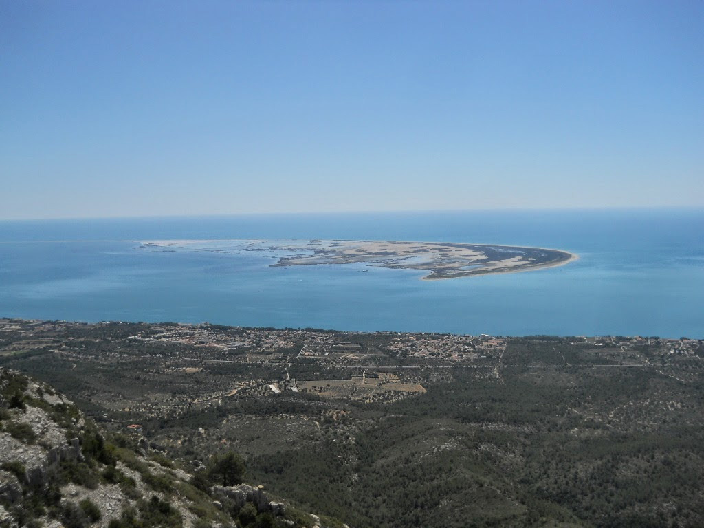 RUTES PELS  CIMS DE LES  TERRES DE L'EBRE