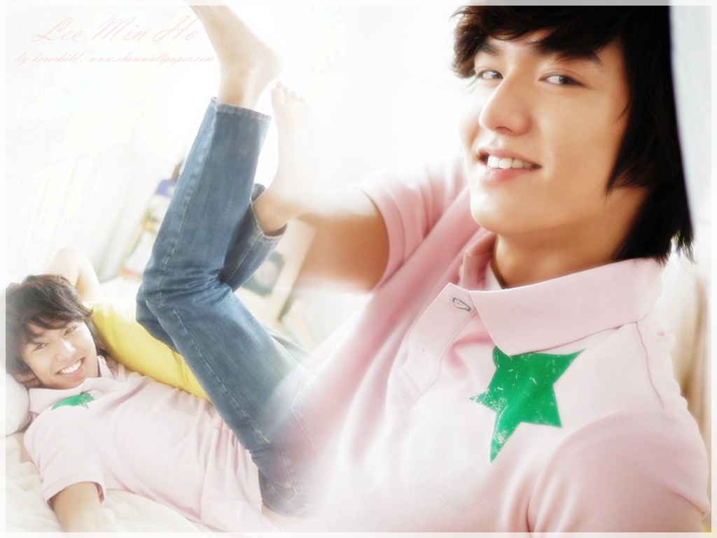 http://4.bp.blogspot.com/-8B-WdIgKx3o/UUVRT5sMnBI/AAAAAAAABJA/1Pw2LbJ1b1c/s1600/wallpaper_lee_min_ho_(17).jpg