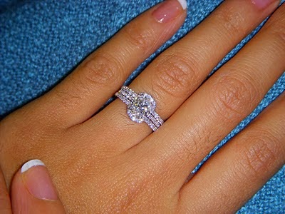 many women like to show off both the team and the team by wearing them next to each other on their wedding ring wraps and guards - Wedding Ring Wraps many women like to show off both the team and the team by wearing them next to each other on their wedding ring wraps and guards - Wedding Ring Wraps