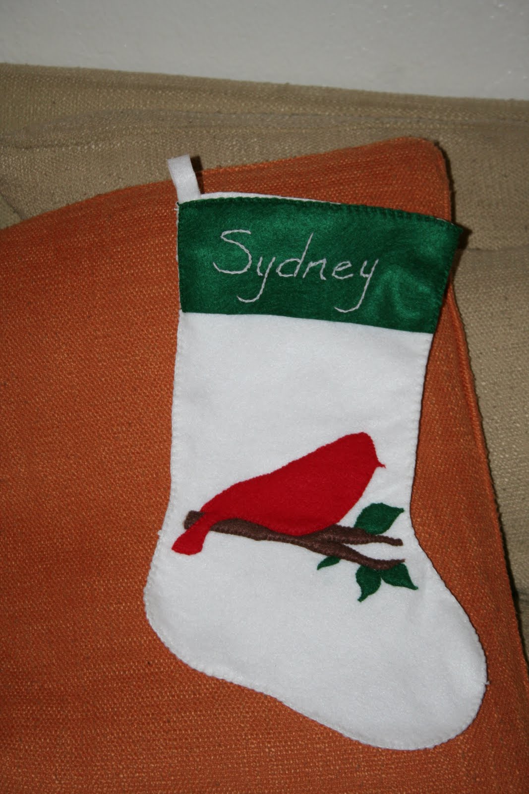 Chiconky Simple Felt Stocking Tutorial