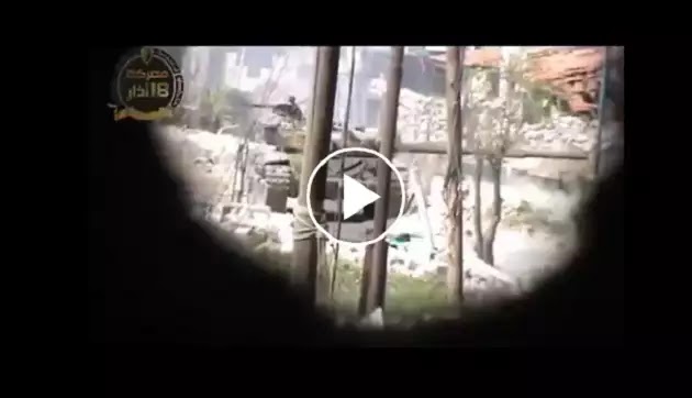 ΑΛΛΑΧ ΟΥΑΚΜΠΑΡ ΟΥΡΛΙΑΖΑΝ βλέποντας το Συριακό τανκ. Μα όταν η κάννη του γύρισε προς αυτούς ..πάγωσαν! ΒΙΝΤΕΟ ΑΛΛΑΧ ΟΥΑΚΜΠΑΡ ΟΥΡΛΙΑΖΑΝ βλέποντας το Συριακό τανκ. Μα όταν η κάννη του γύρισε προς αυτούς ..πάγωσαν! ΒΙΝΤΕΟ