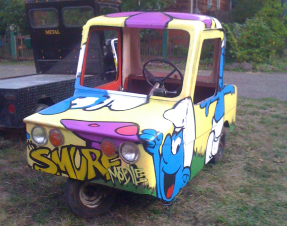 5 Ways To Boost Morale - Smurfmobile Art Car Central 5 Ways To Boost Morale - Smurfmobile Art Car Central