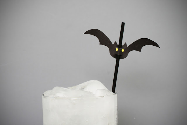 Super Simple Ghost Party! Chocolate Cupcake Recipe