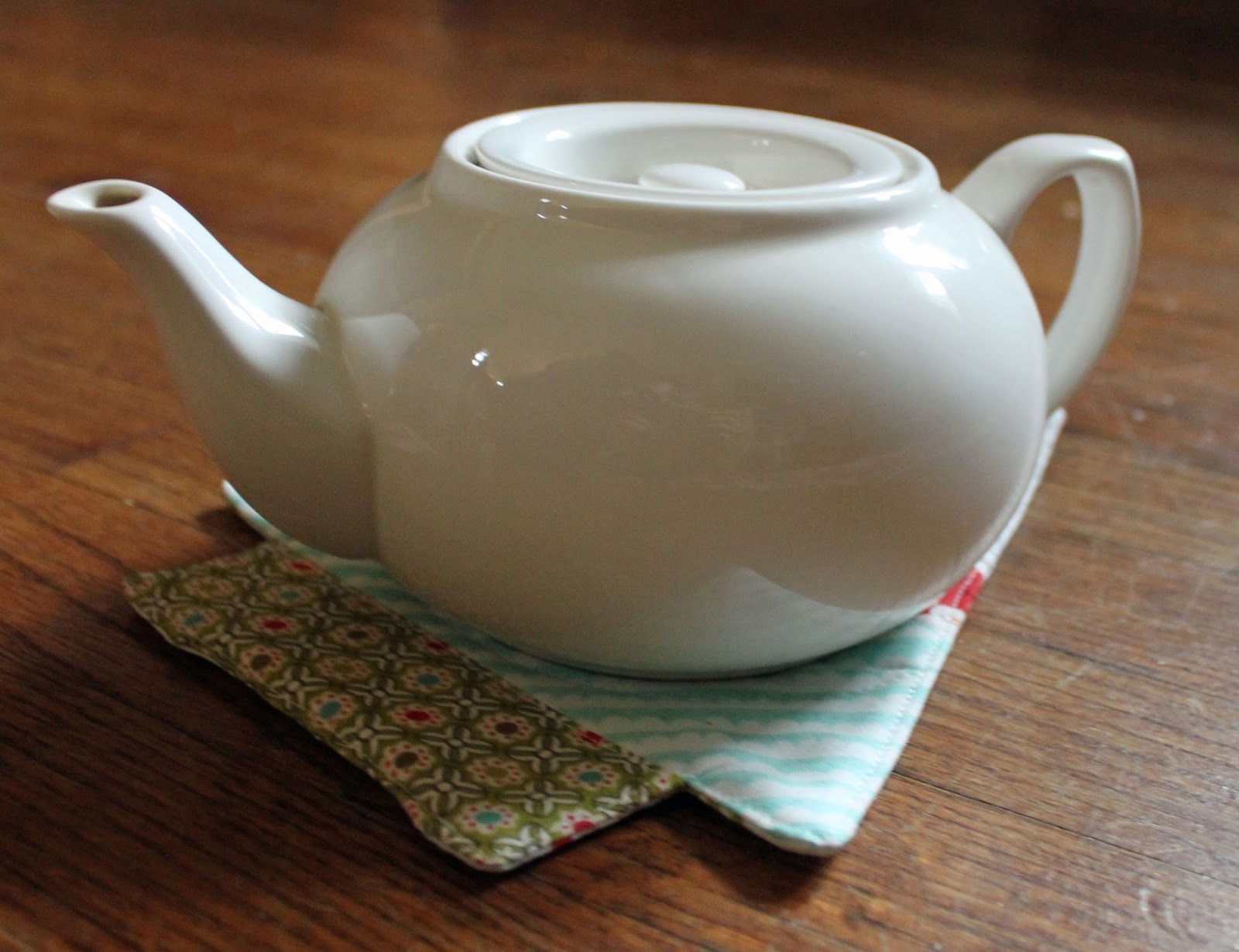 Stitching and Bacon Tree Trivet Tutorial [Christmas in July Sewing Challenge]