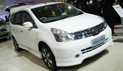 Nissan Grand Livina Nissan Grand Livina