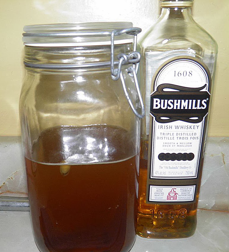 Docaitta Lifestyle Christmasspiced Honey Whiskey Liqueur