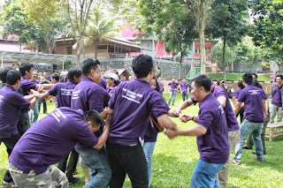 "Villa Ratu" TEMPAT OUTBOUND DAN FAMILY GATHERING DI BOGOR | Outbound Puncak Bogor Villa Ratu Team Building Family Gathering Paintball "Villa Ratu" TEMPAT OUTBOUND DAN FAMILY GATHERING DI BOGOR | Outbound Puncak Bogor Team Building Family Gathering Paintball