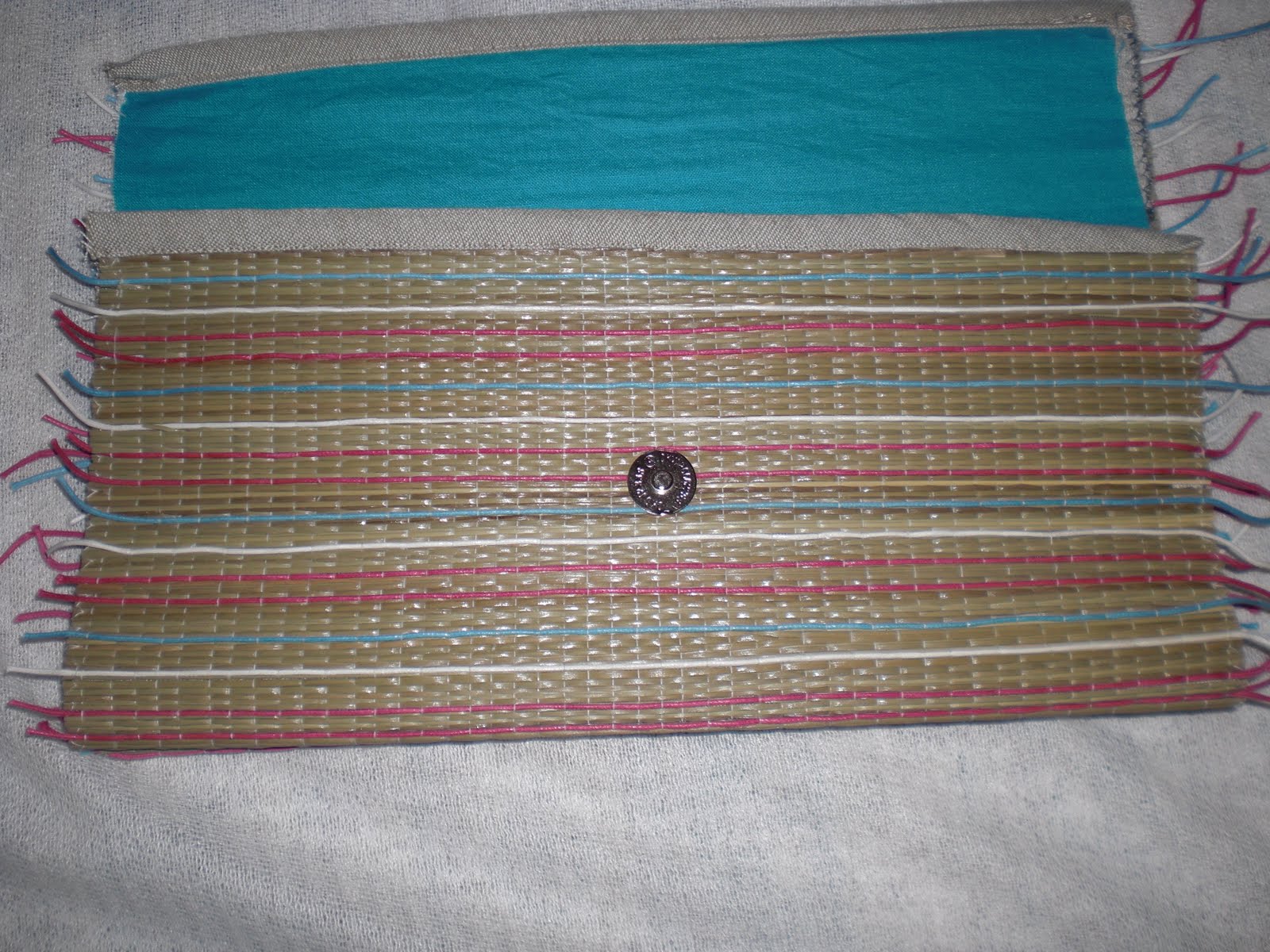 Maria Sewing From straw mat to straw clutch tutorial