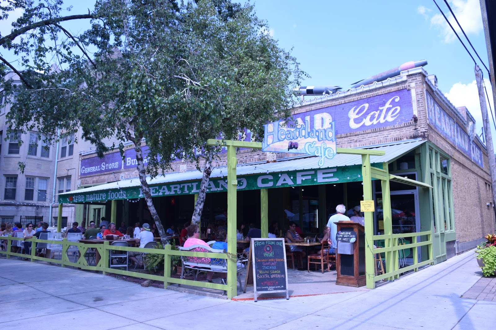 Brunch at Heartland Cafe in Rogers Park, Chicago
