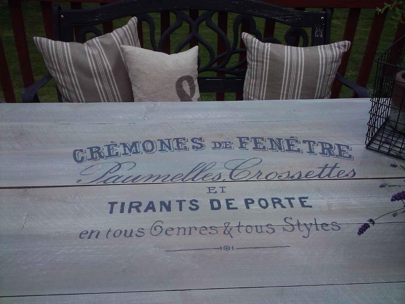 Right At Home 20 Patio Table Redo