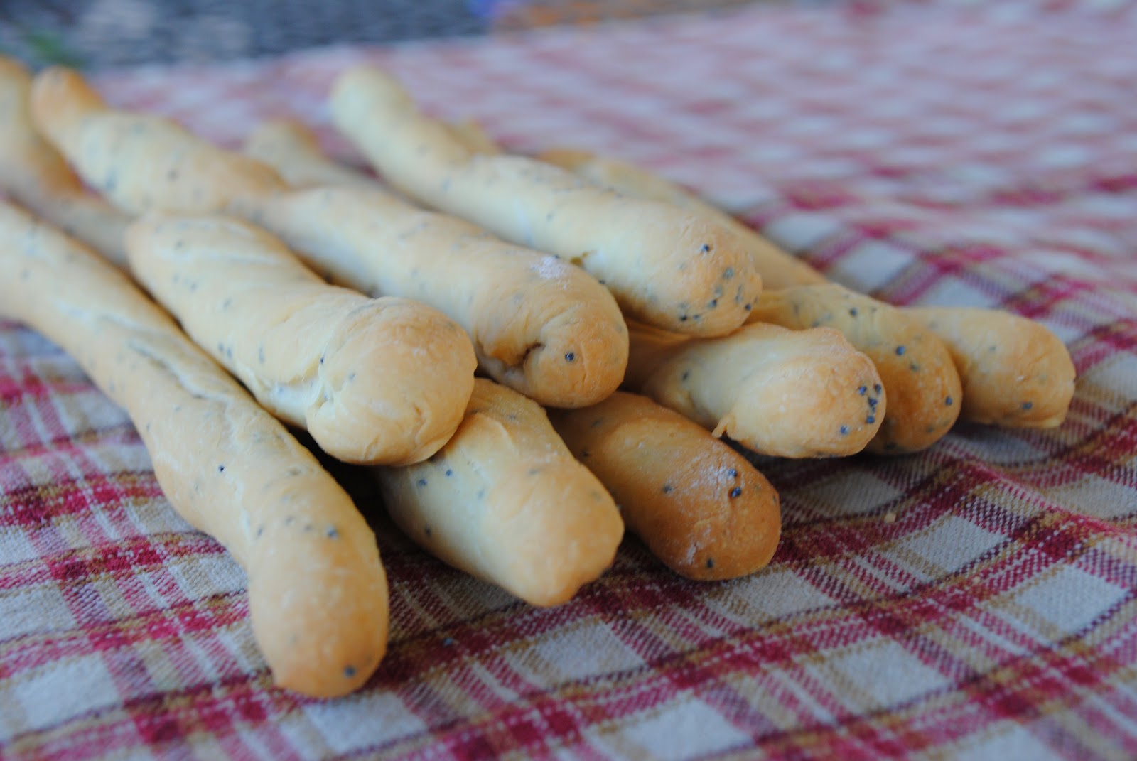 Delicious Dixie Crunchy Breadsticks with poppy seeds