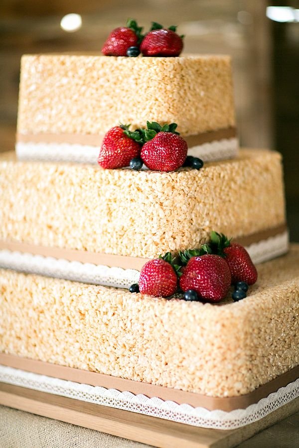 Traditional Buttercream Wedding Cakes Traditional Buttercream Wedding Cakes