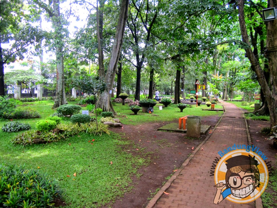 Taman pustaka bunga kandaga puspa Bandung